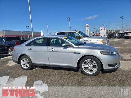 2015 Ford Taurus SEL