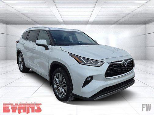 2026 Toyota Highlander Hybrid Platinum