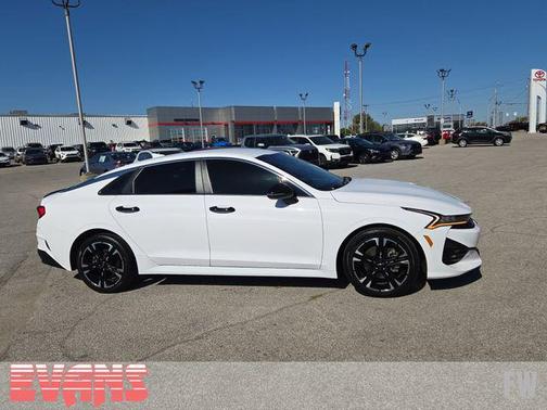 2022 Kia K5 GT-Line