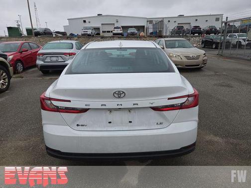 2025 Toyota Camry LE