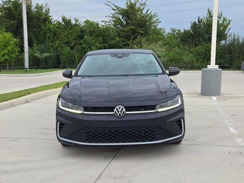 Pure White 2025 Volkswagen Jetta 1.5T S