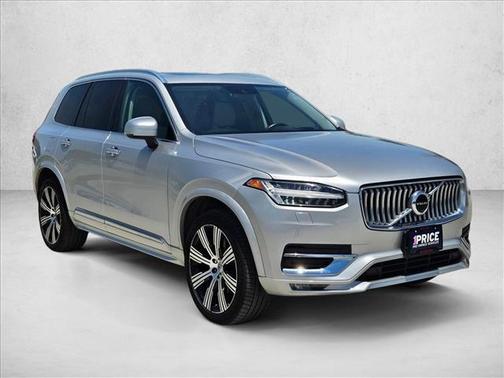 Bright Silver Metallic 2021 Volvo XC90 T6 Inscription