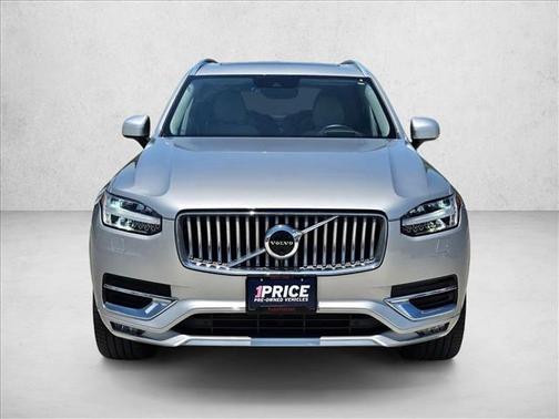 Bright Silver Metallic 2021 Volvo XC90 T6 Inscription