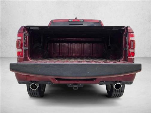 Delmonico Red Pearlcoat 2022 RAM 1500 Laramie