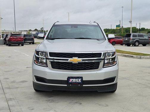 Silver Ice Metallic 2020 Chevrolet Suburban LT