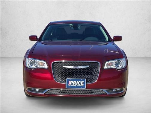 2018 Chrysler 300 Touring