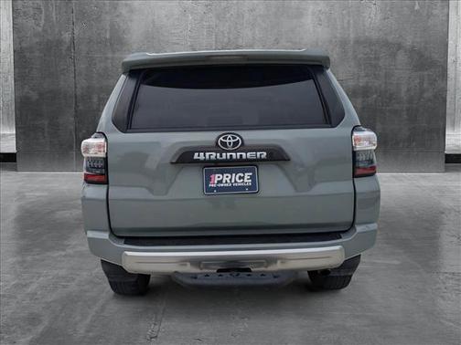 2022 Toyota 4Runner TRD Off Road