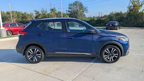 2019 Nissan Kicks SR
