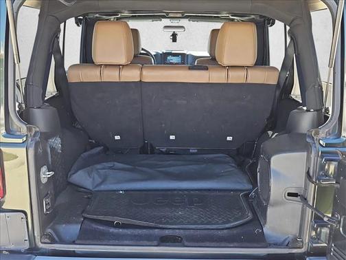 2011 Jeep Wrangler Unlimited Sahara