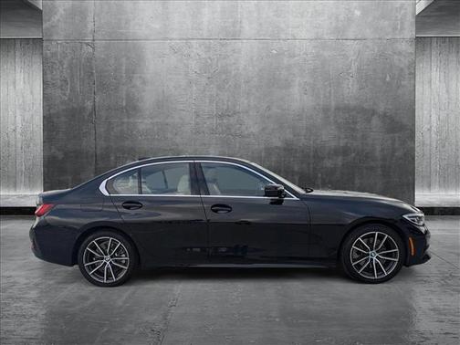 2019 BMW 330 330i