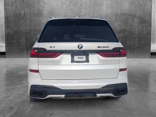 2021 BMW X7 M50i
