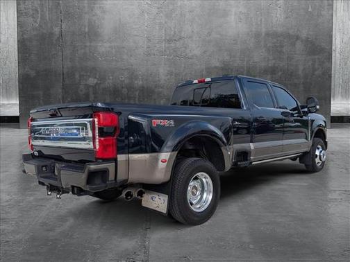 2023 Ford F-350 King Ranch