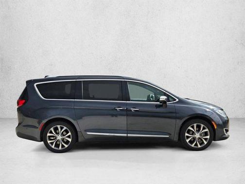 Maximum Steel Metallic Clearcoat 2020 Chrysler Pacifica Limited