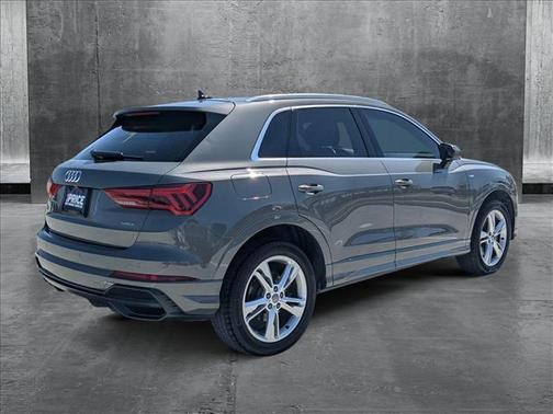 2020 Audi Q3 45 S line Premium