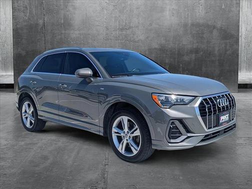 2020 Audi Q3 45 S line Premium