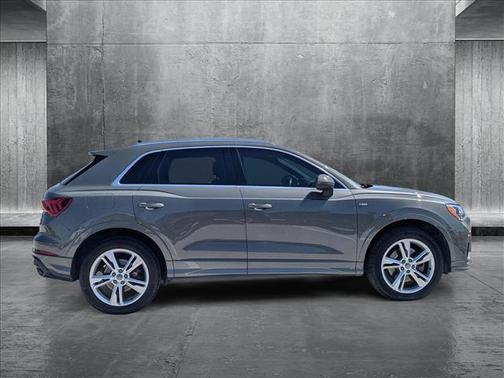 2020 Audi Q3 45 S line Premium