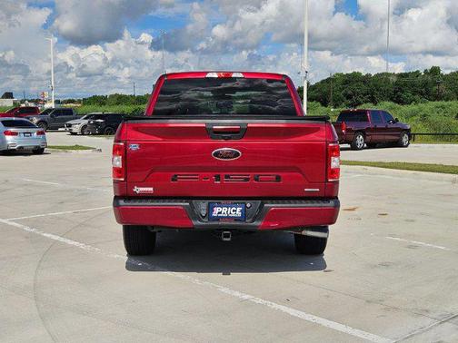 Ruby Red Metallic Tinted Clearcoat 2018 Ford F-150 XLT