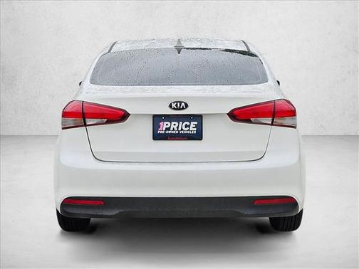 Clear White 2018 Kia Forte LX