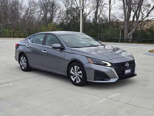 2023 Nissan Altima S FWD