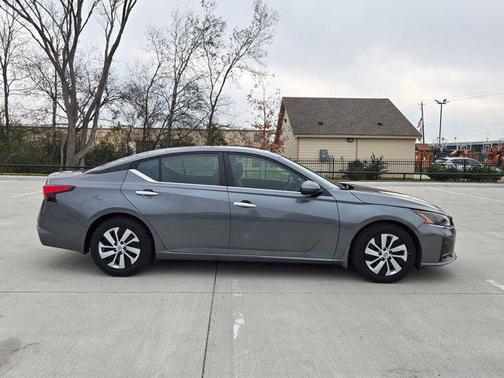 2023 Nissan Altima S FWD