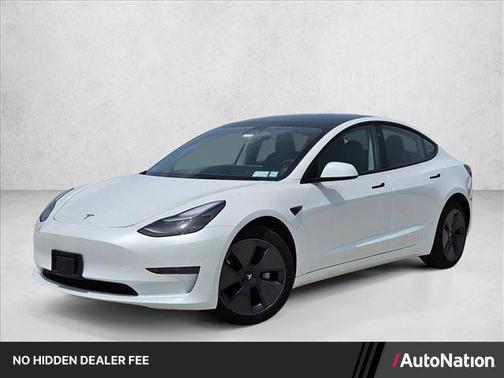 Pearl White Multi-Coat 2023 Tesla Model 3 Standard Range