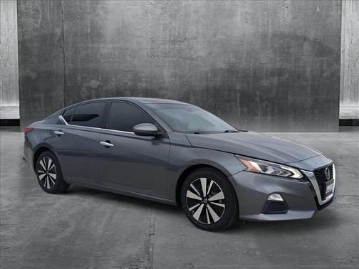 2021 Nissan Altima 2.5 SV