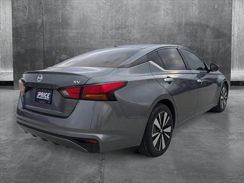 2021 Nissan Altima 2.5 SV