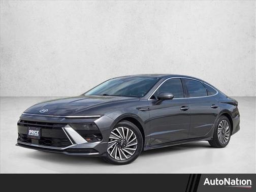 2025 Hyundai SONATA Hybrid SE