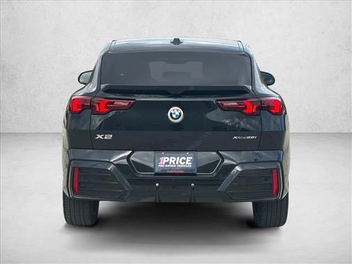 2025 BMW X2 xDrive28i