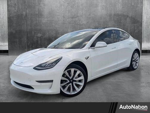 2019 Tesla Model 3 Mid Range