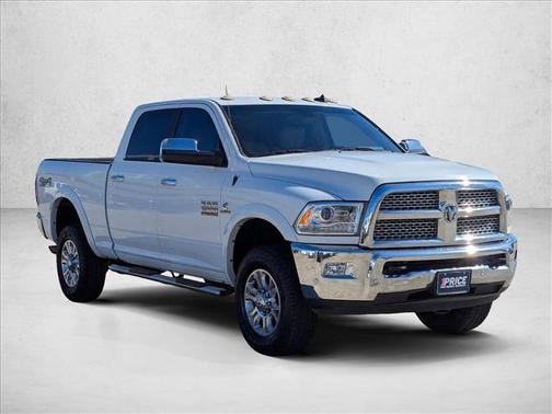 2018 RAM 2500 Laramie Crew Cab 4x4 6'4' Box