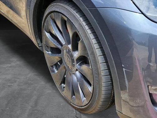 2023 Tesla Model Y Performance Dual Motor All-Wheel Drive