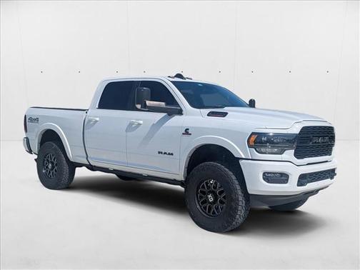 2022 RAM 2500 Limited Crew Cab 4x4 6'4' Box