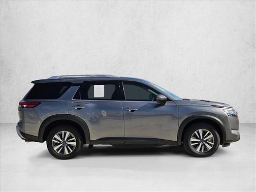 Gun Metallic 2025 Nissan Pathfinder SL 4WD