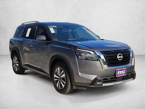 Gun Metallic 2025 Nissan Pathfinder SL 4WD