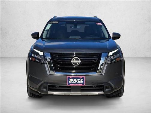 Gun Metallic 2025 Nissan Pathfinder SL 4WD