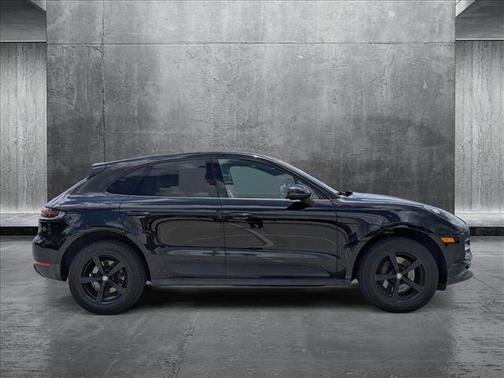 2019 Porsche Macan Base