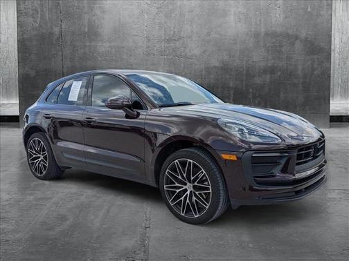2024 Porsche Macan Base