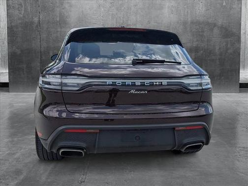 2024 Porsche Macan Base