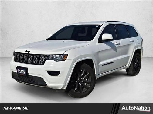 Bright White Clearcoat 2021 Jeep Grand Cherokee Laredo