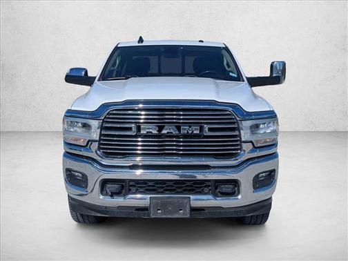 2020 RAM 2500 Laramie Crew Cab 4X4 6'4' Box
