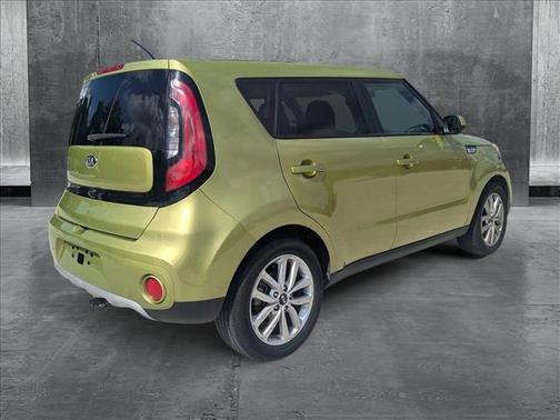 2019 Kia Soul +