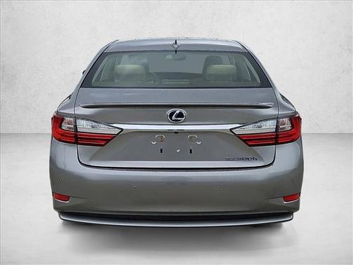 2017 Lexus ES 300h Base