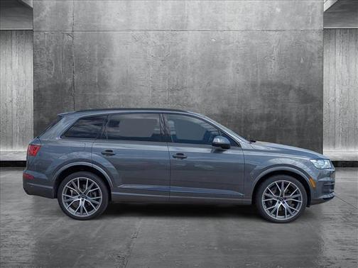 2019 Audi Q7 55 Prestige