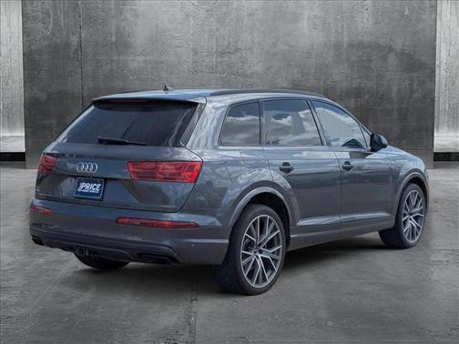 2019 Audi Q7 55 Prestige