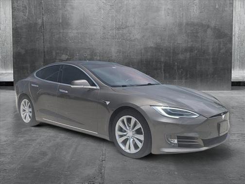 2016 Tesla Model S 90D