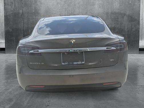 2016 Tesla Model S 90D