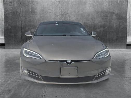 2016 Tesla Model S 90D
