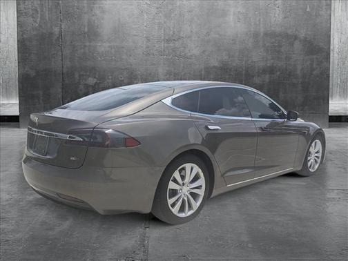 2016 Tesla Model S 90D