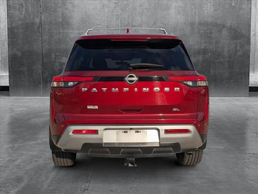 2023 Nissan Pathfinder SL FWD